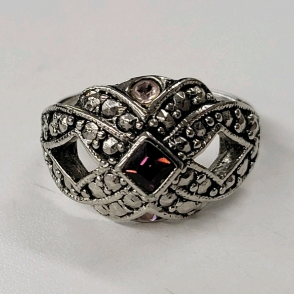 Vintage Avon Cocktail Ring Size 6 1/2 "Victorian Revival" - Picture 8 of 8